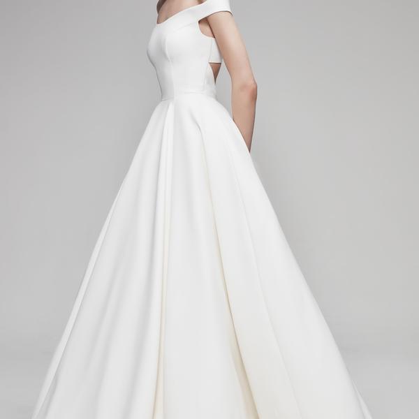 Blue Willow - Annalise Bridal Boutique : Annalise Bridal Boutique