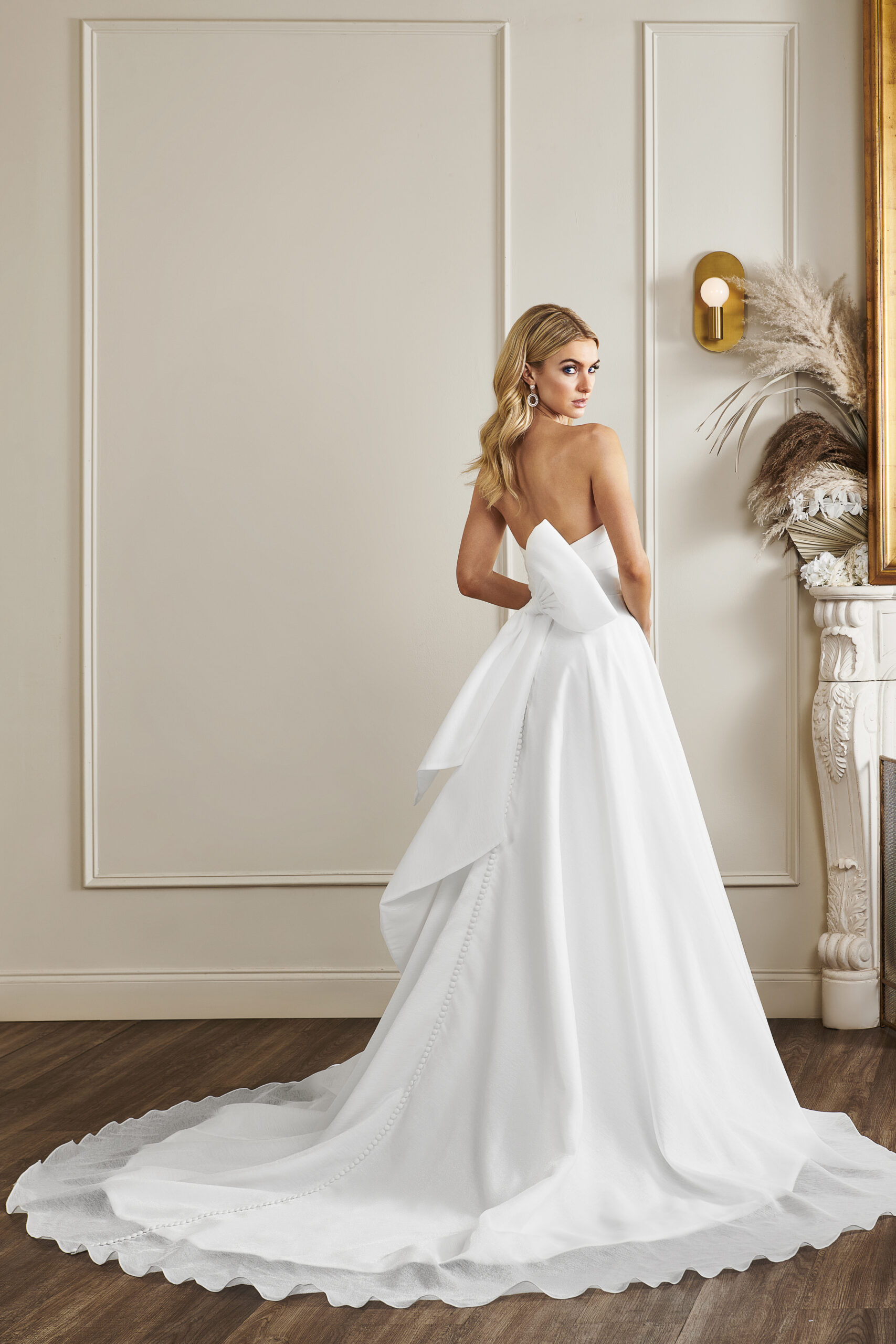 Brighton Belle Tea Length Wedding Dress | Mae | A-line wedding dress, Short  wedding dress, Tulle wedding dress